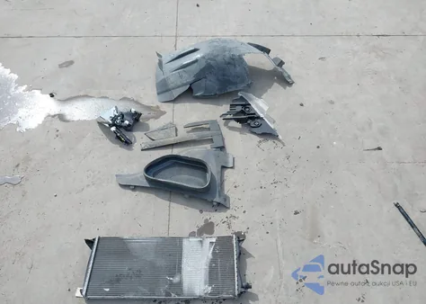 2016 Mercedes-Benz Gl 450 4Matic z USA, uszkodzony, nr VIN 4JGDF6EE4GA649615